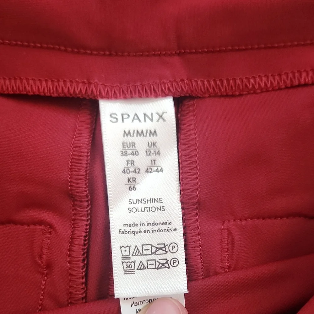 SPANX High Waist Burgundy Shaping Shorts - Medium - NWT - Picture 3 of 5